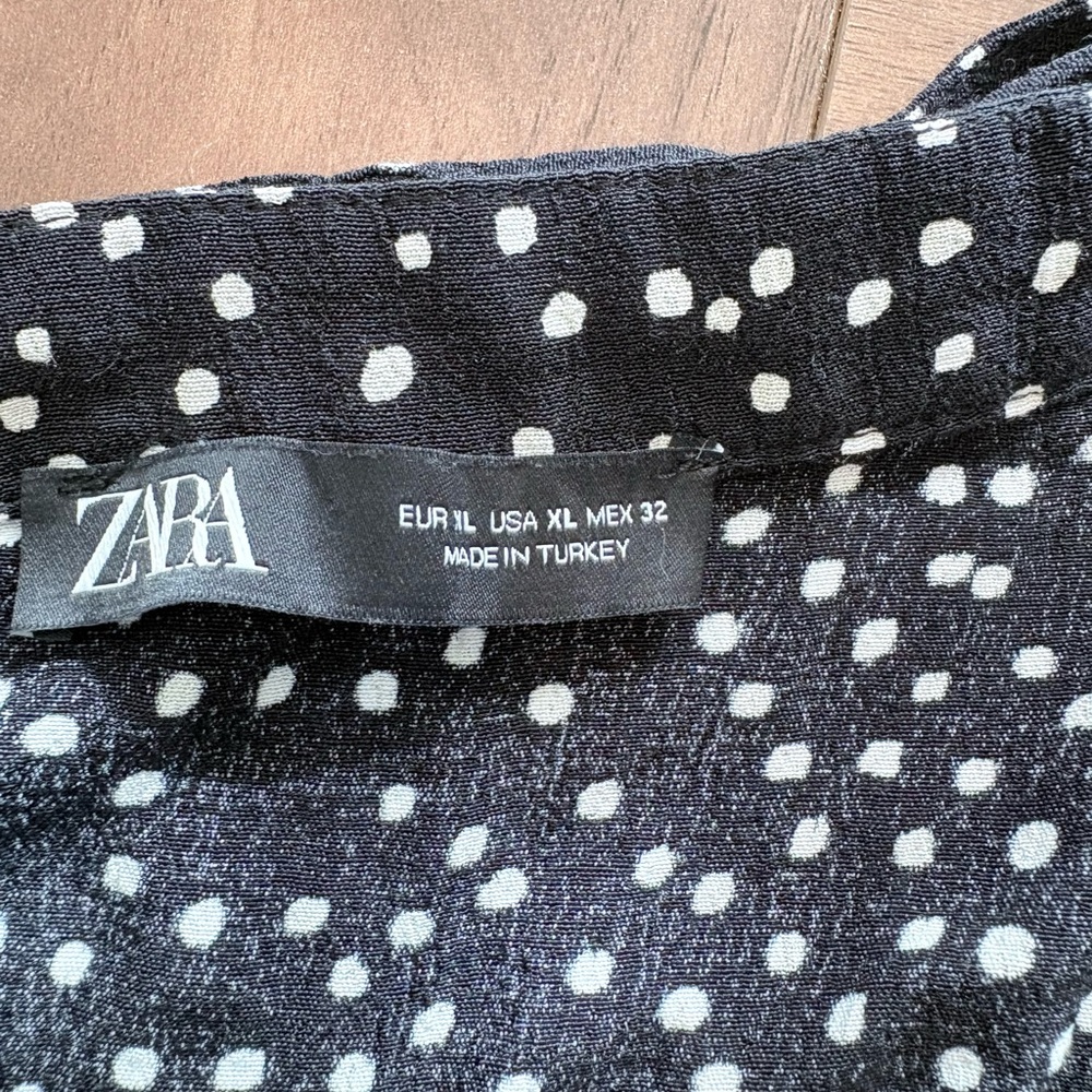 Zara Black Polka Dot Skort - Picture 7 of 9